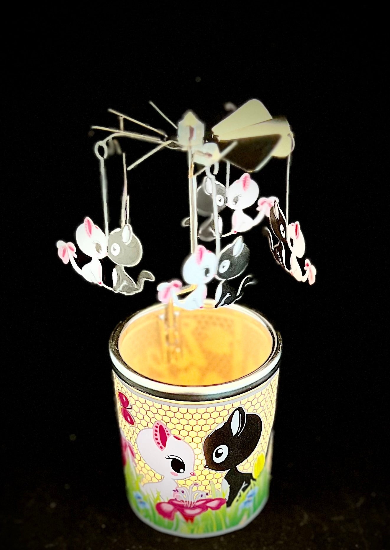 Candle Carousel - The Kittens in the Garden