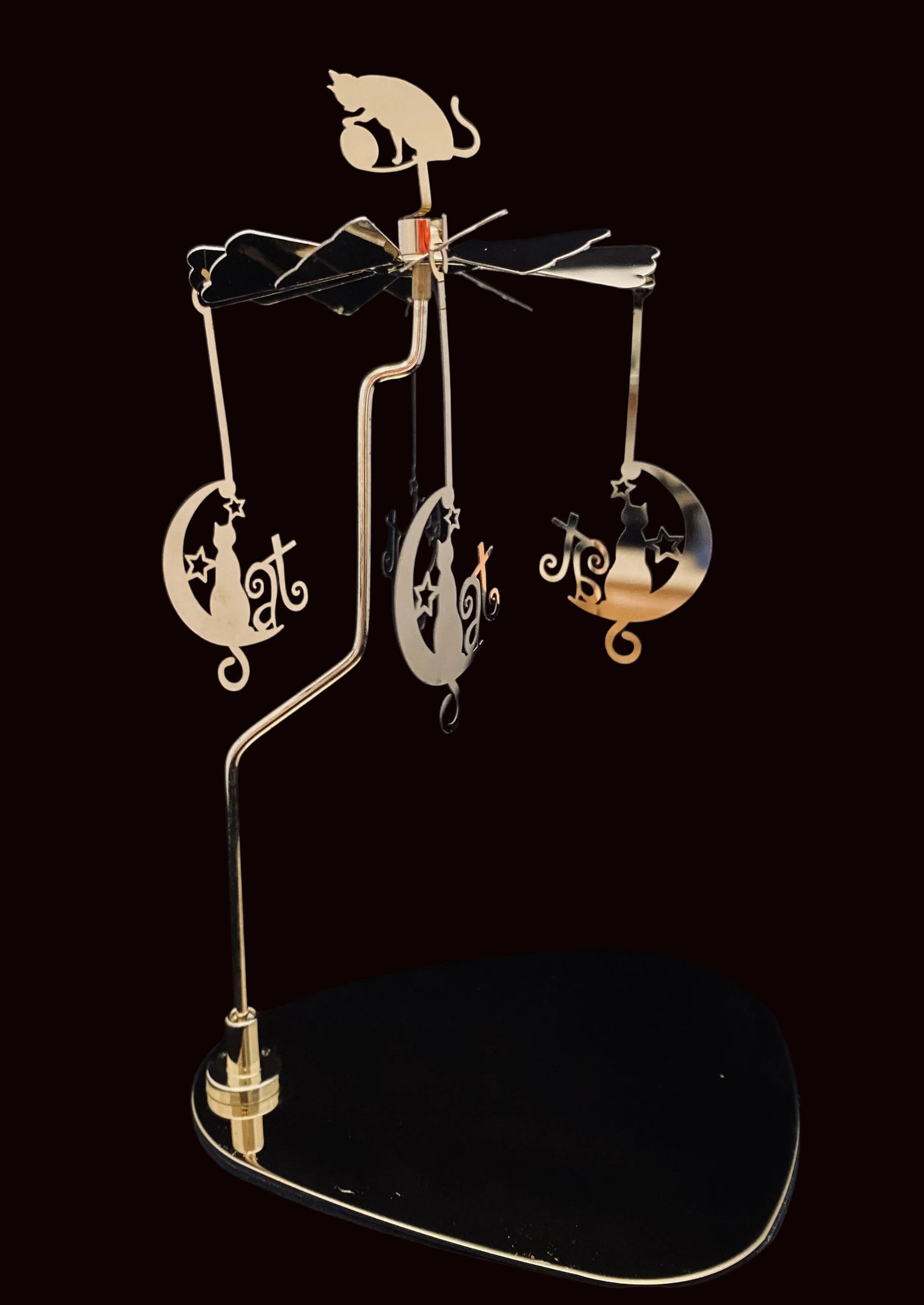 Candle Carousel - The Lively Cats