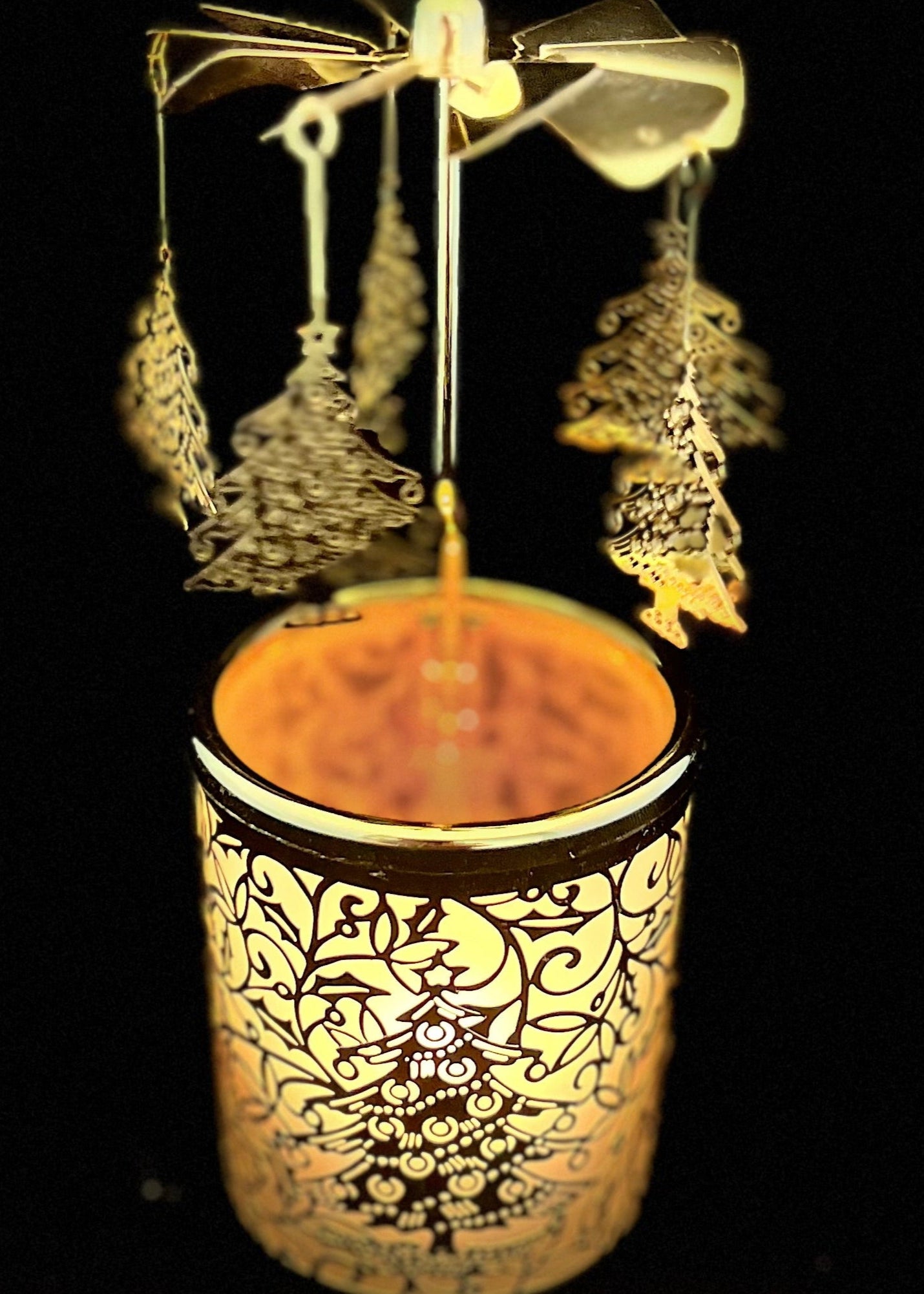 The Gold Christmas Tree (NEW!)