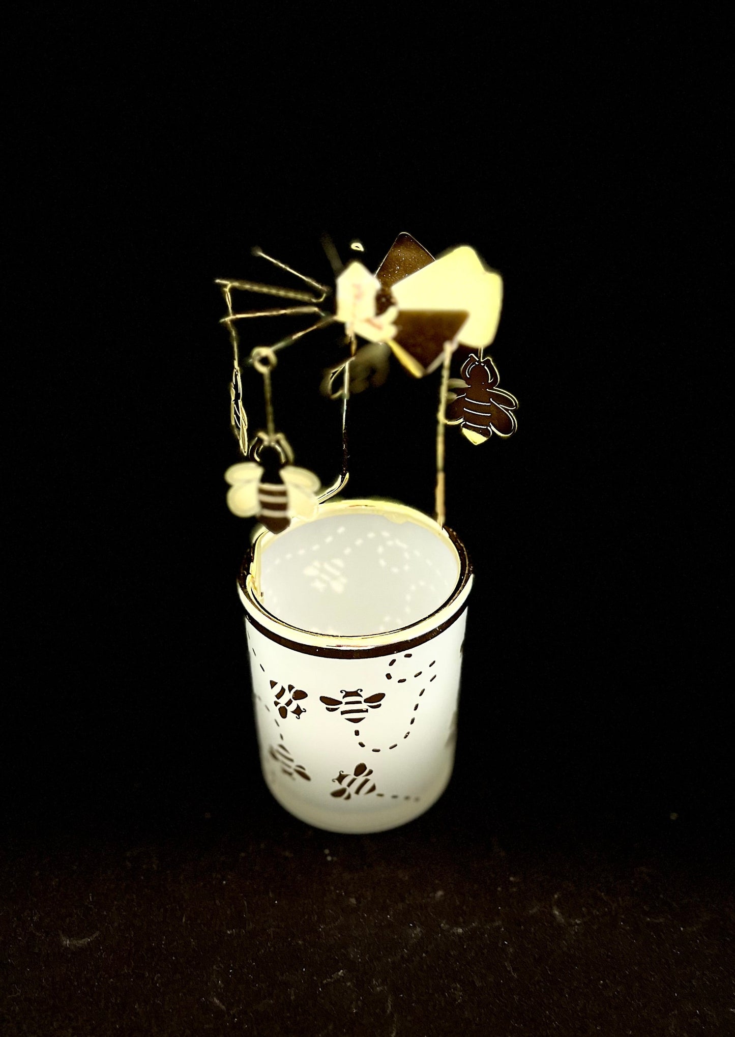 Candle Carousel - The Honey Bees