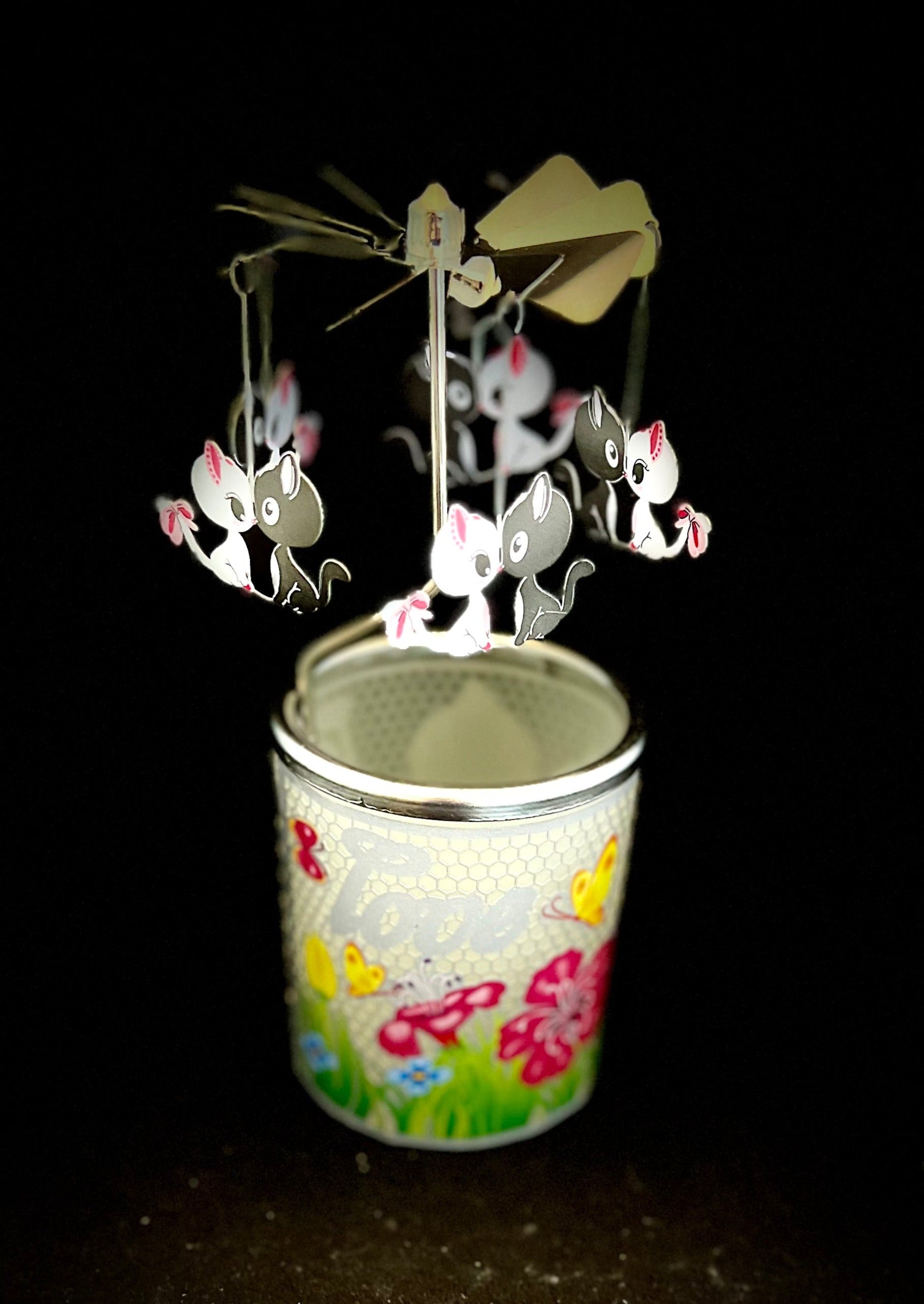 Candle Carousel - The Kittens in the Garden