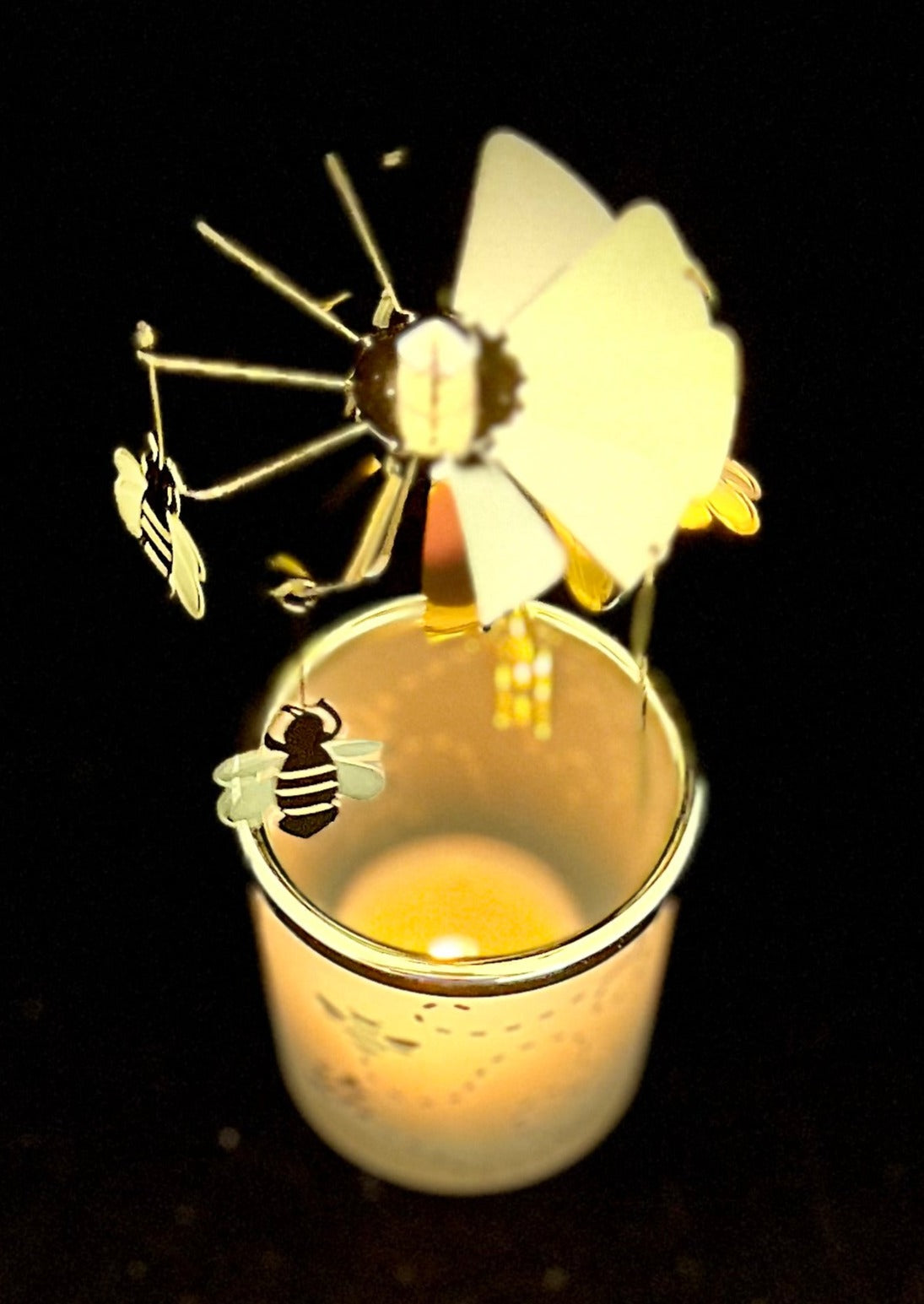 Candle Carousel - The Honey Bees