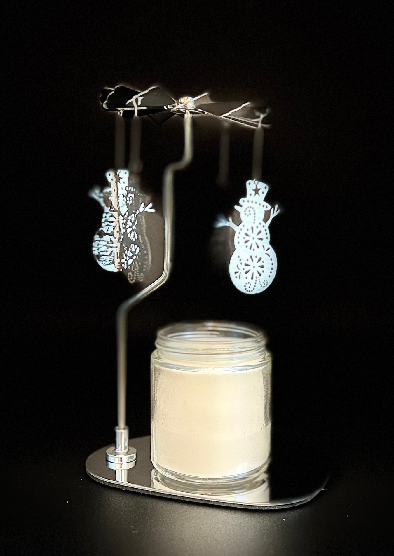 CANDLE CAROUSELS - Heat from flame makes it spin