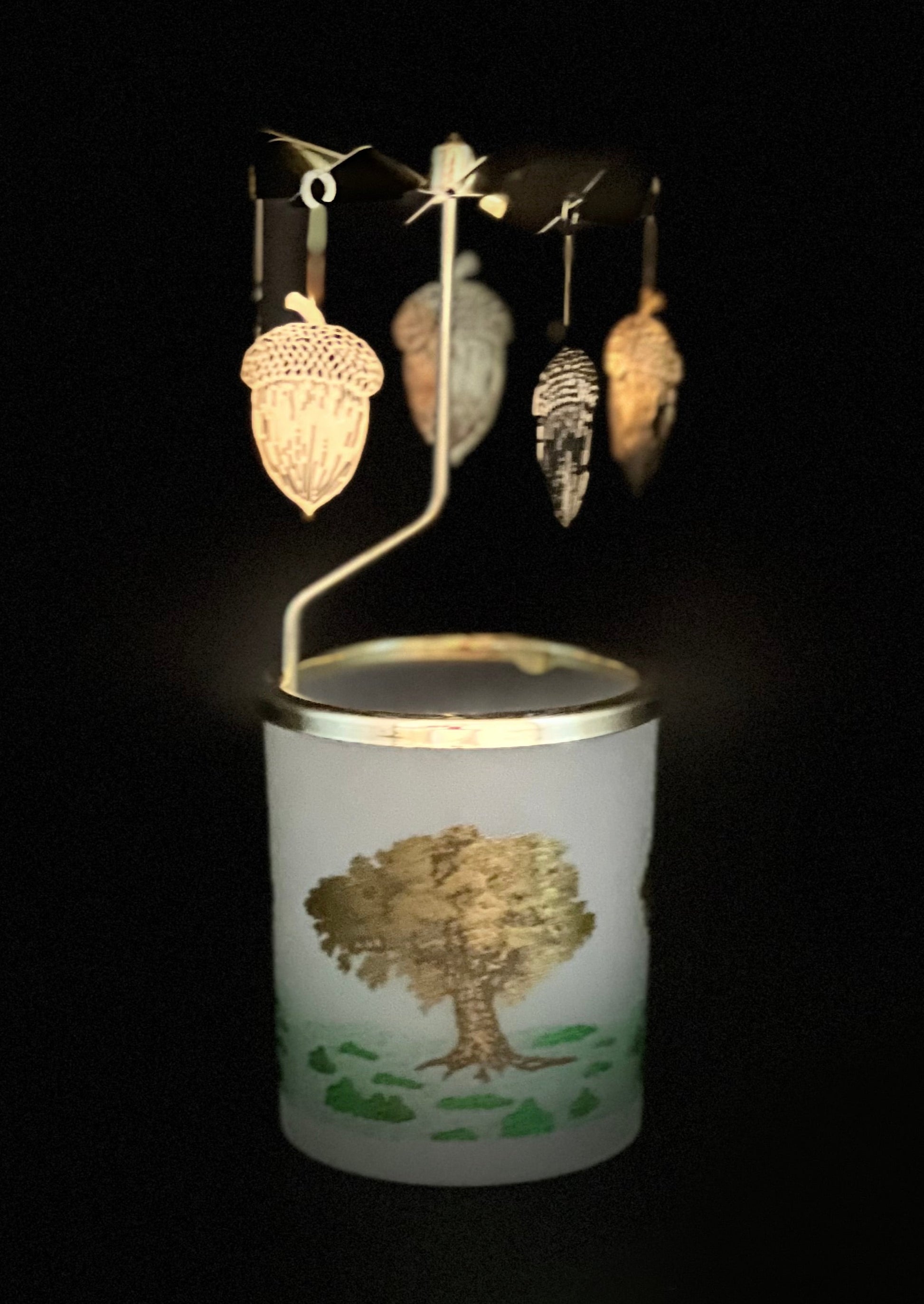 Candle Carousel - The Mighty Oak