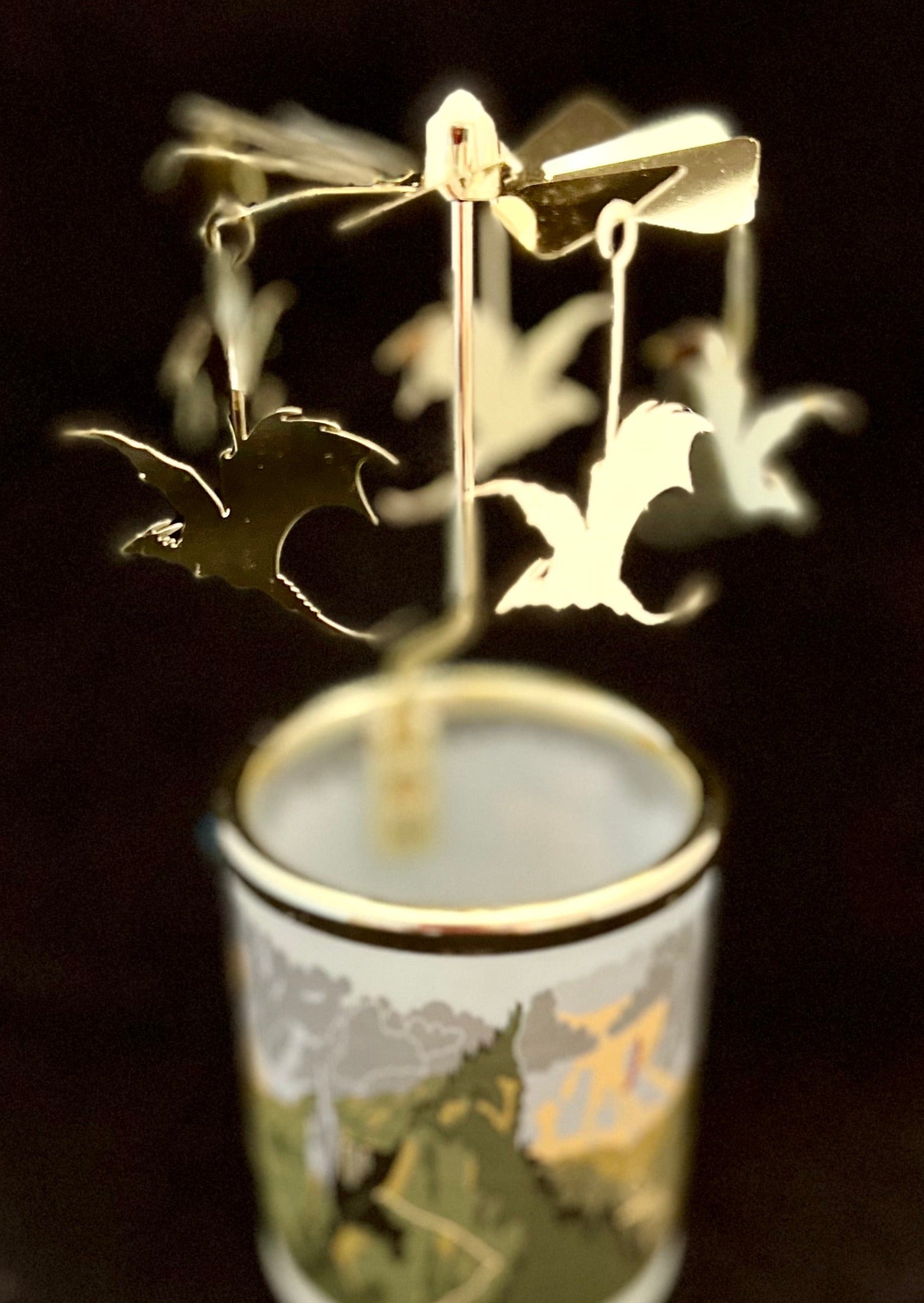 Candle Carousel - The Golden Dragon