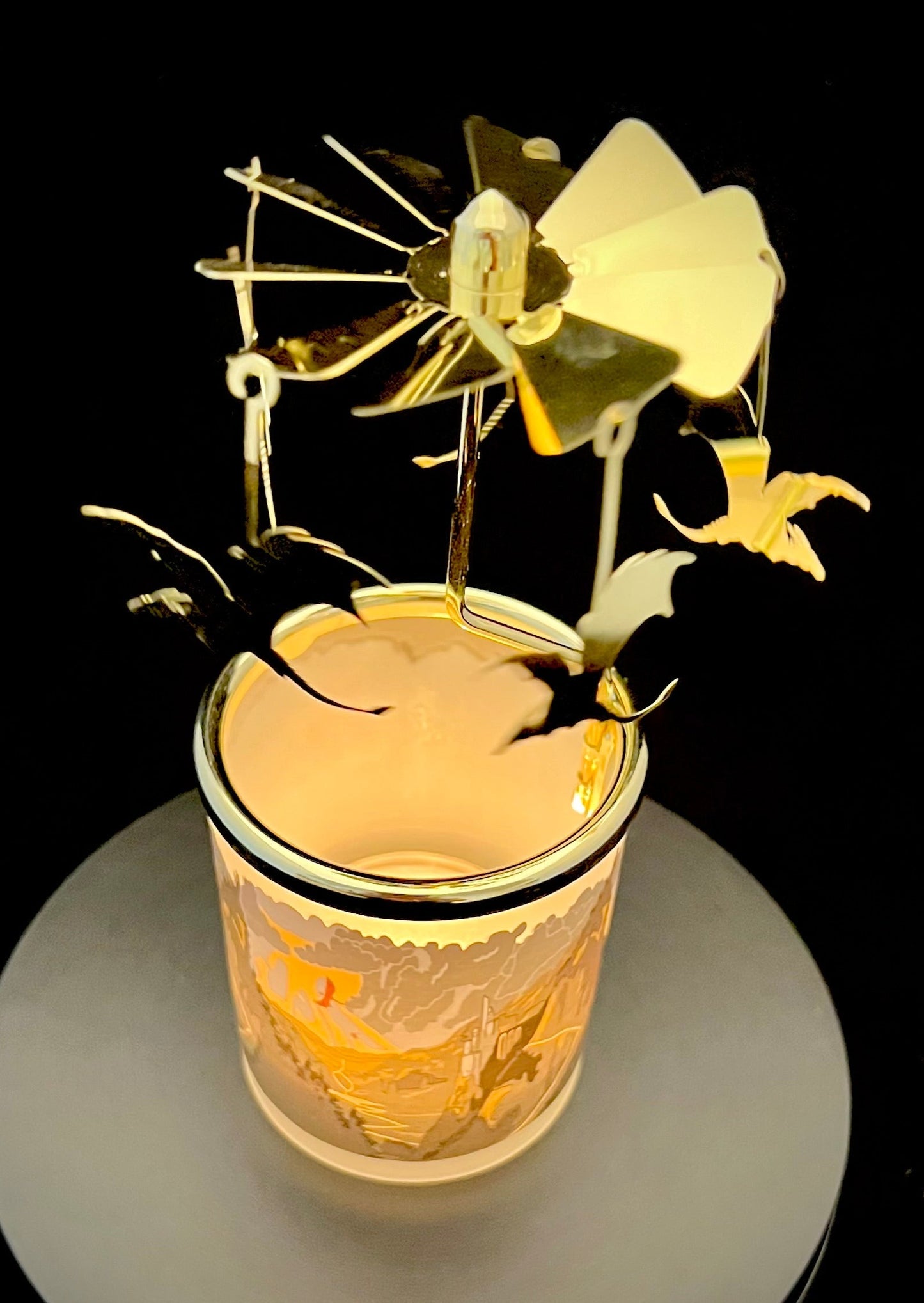 Candle Carousel - The Golden Dragon