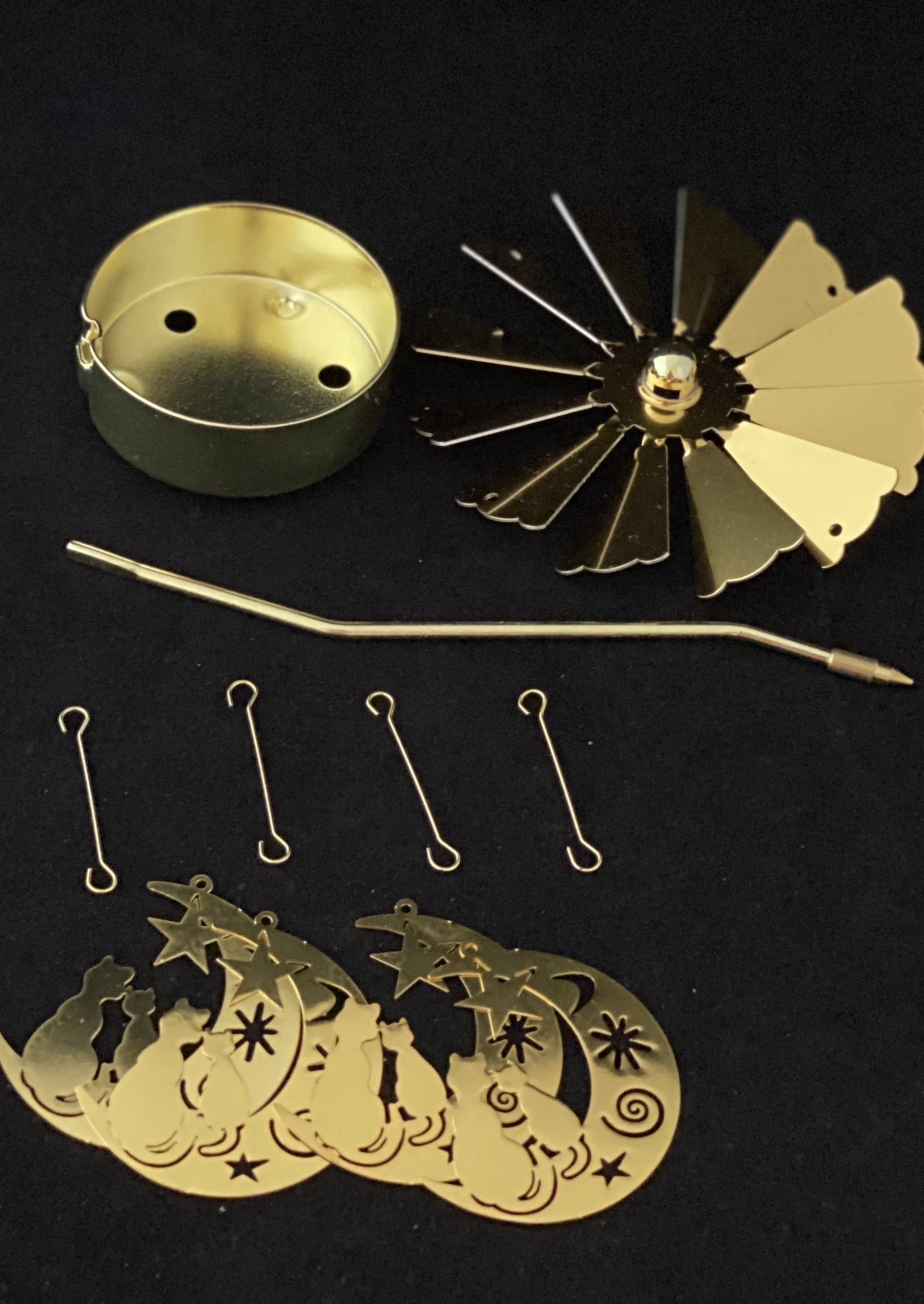 Candle Carousel - The Friendly Cats