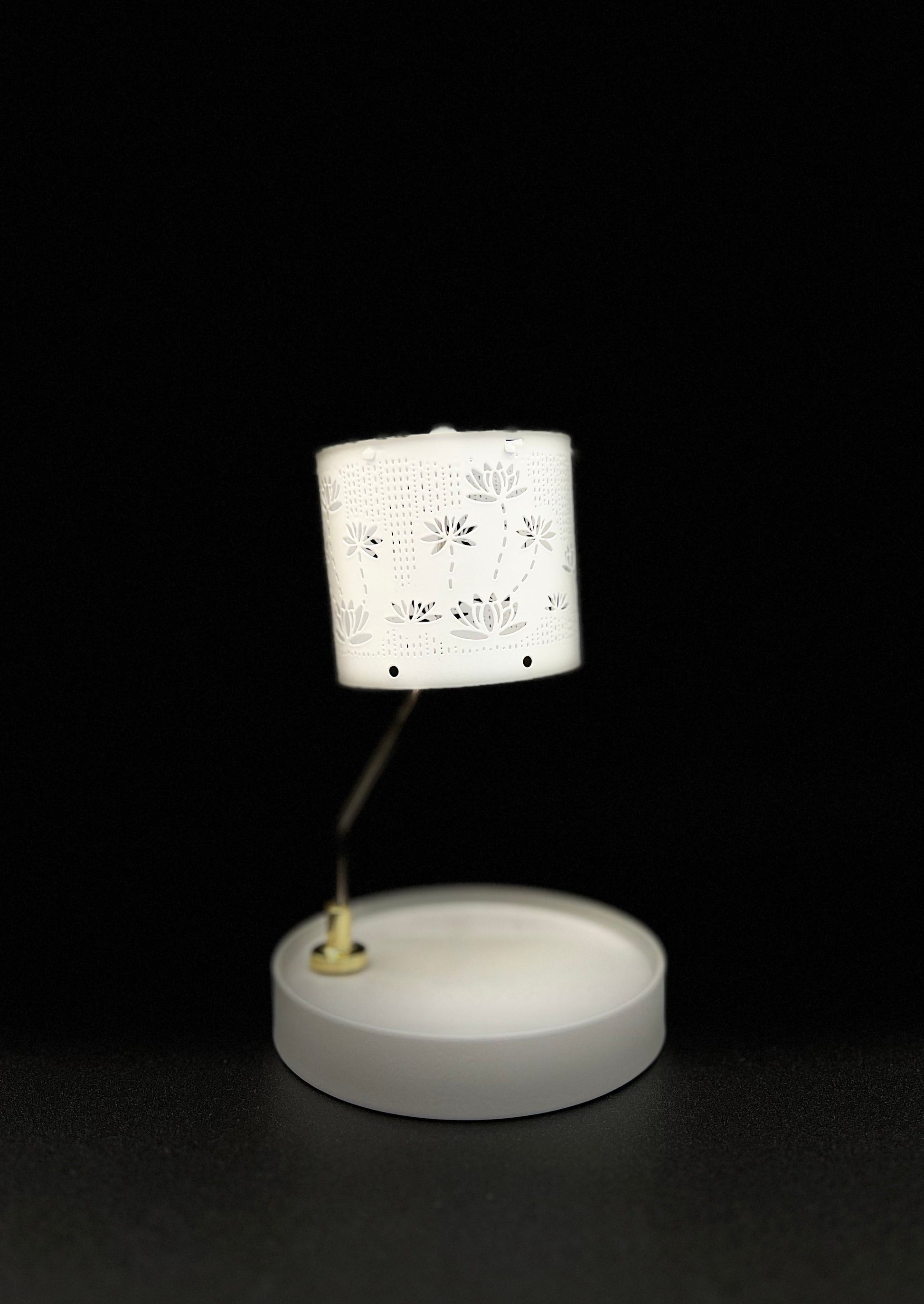 Candle Carousel - The White Lotus