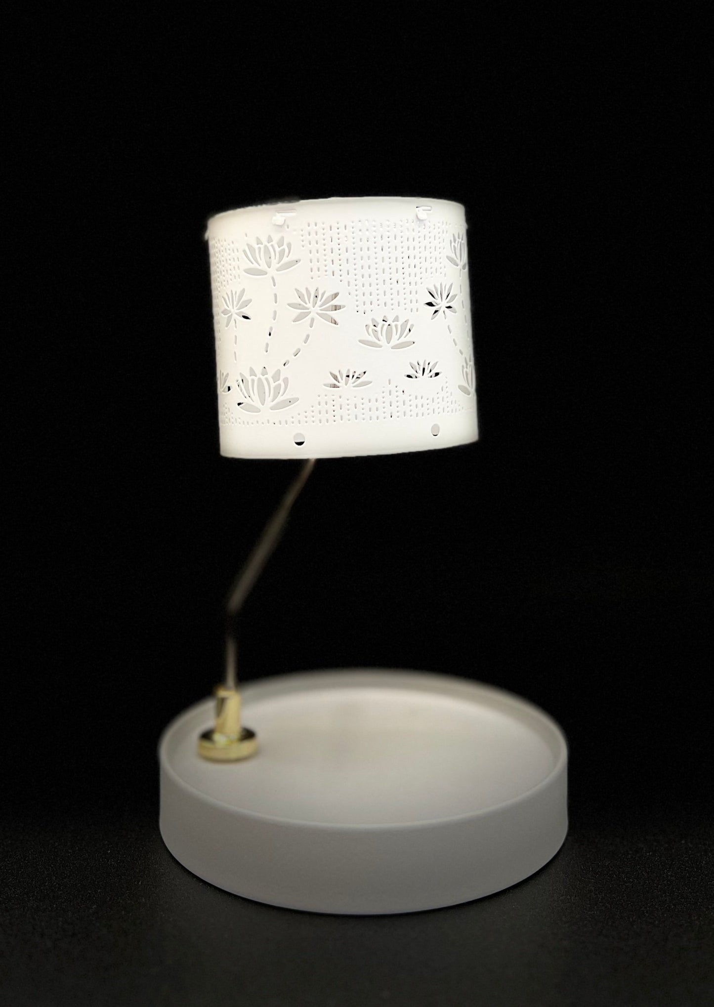 Candle Carousel - The White Lotus