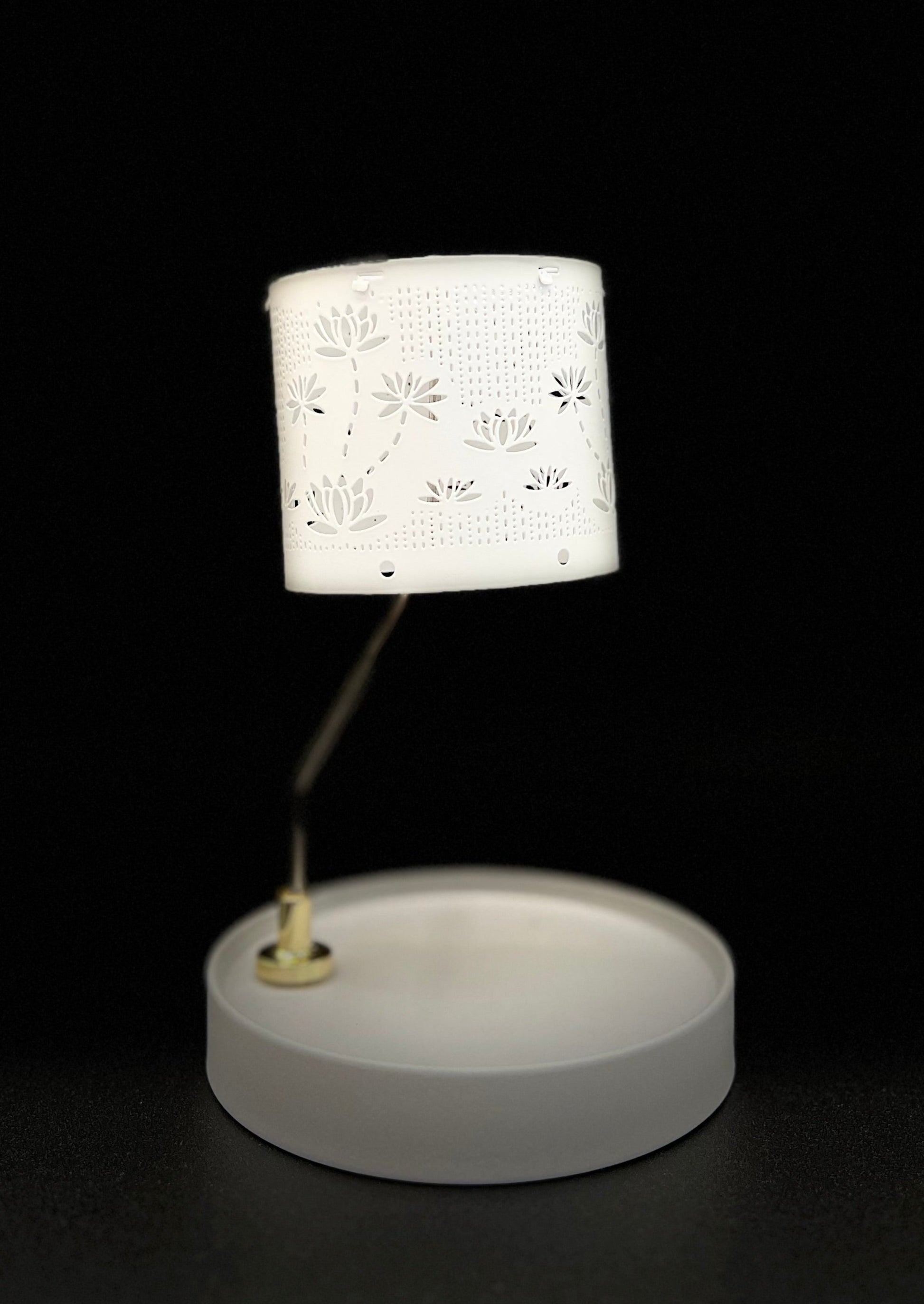 Candle Carousel - The White Lotus