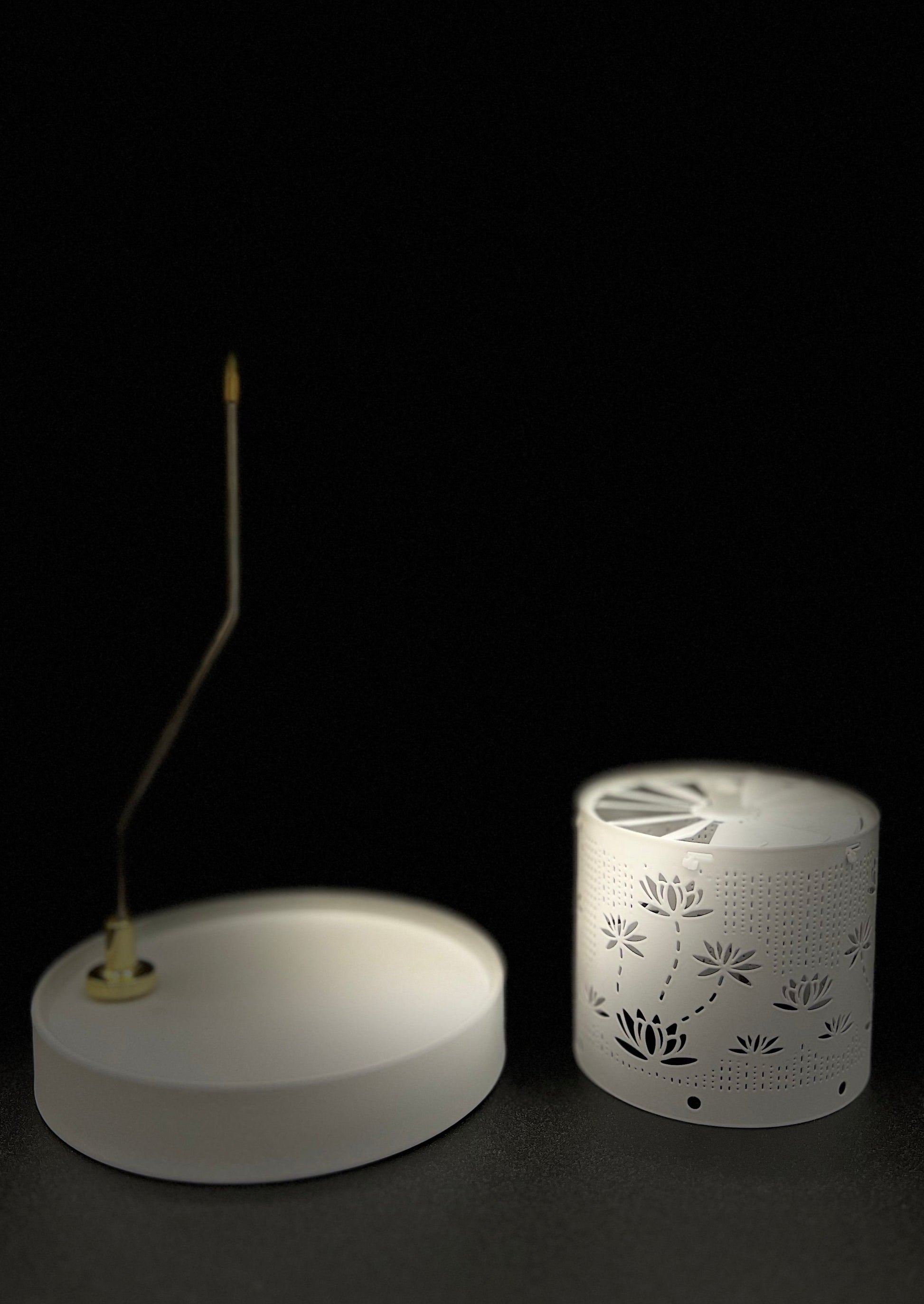 Candle Carousel - The White Lotus