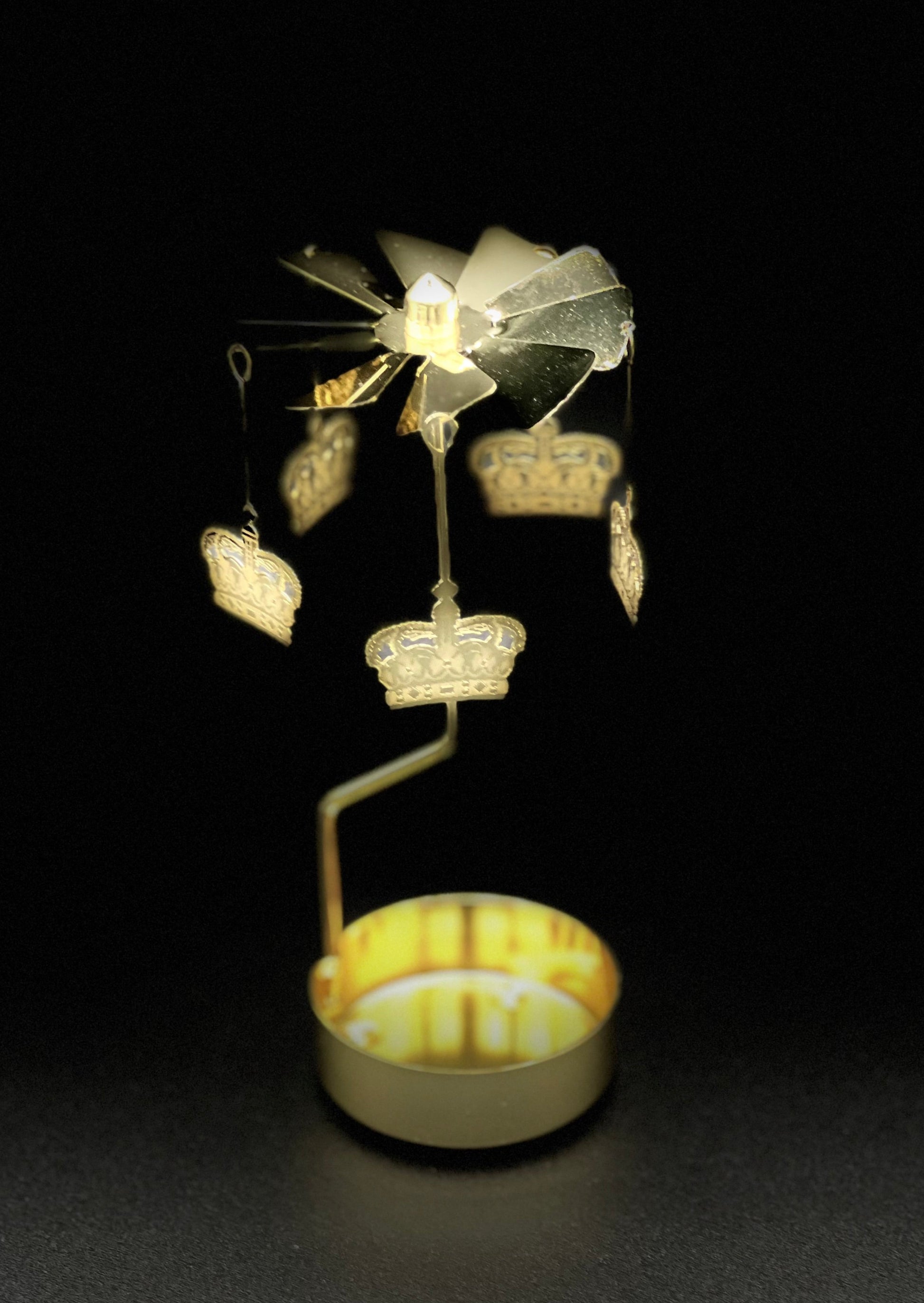 Candle Carousel - The Golden Crown
