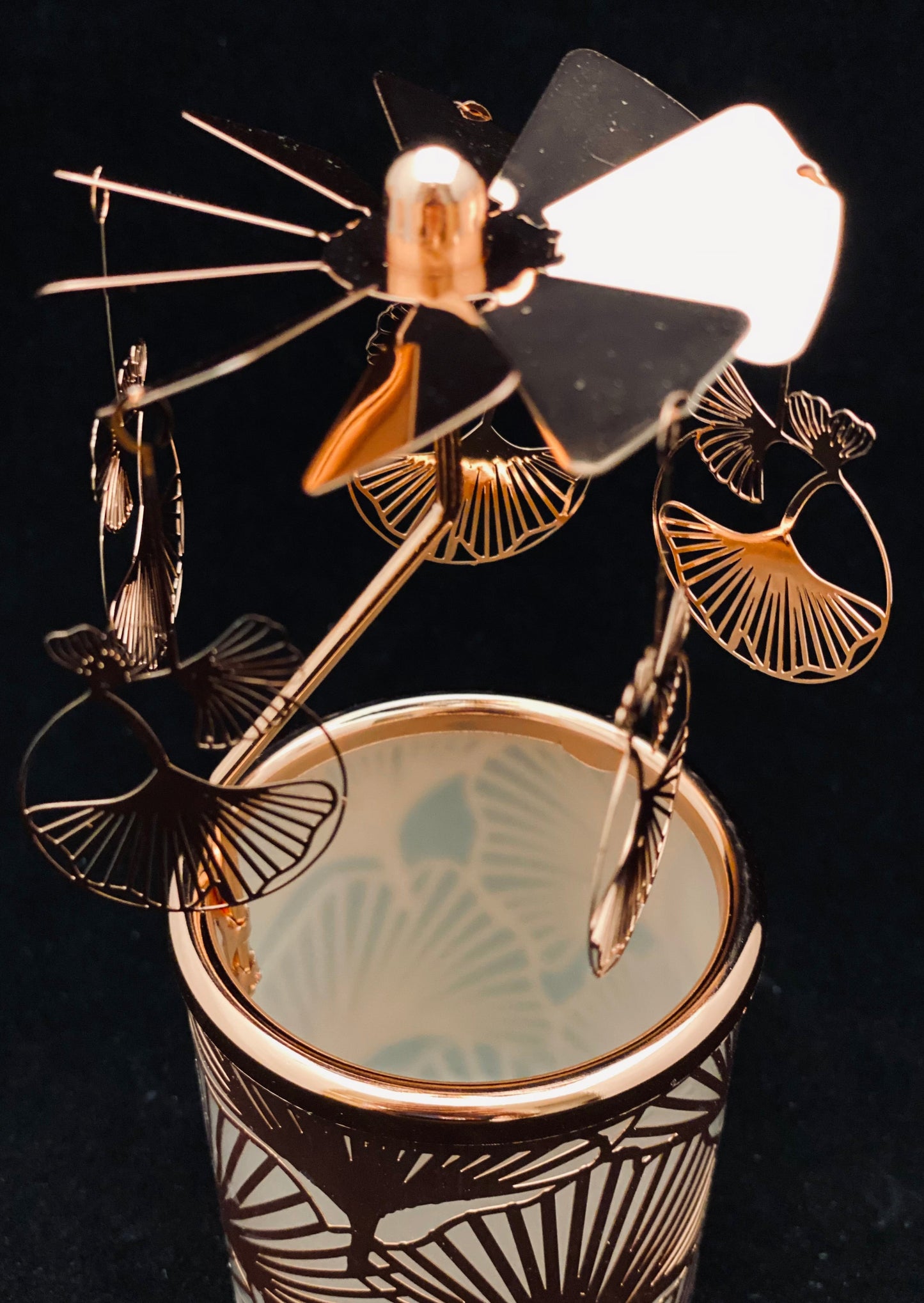 Candle Carousel - The Distinguished Gingko Leaves