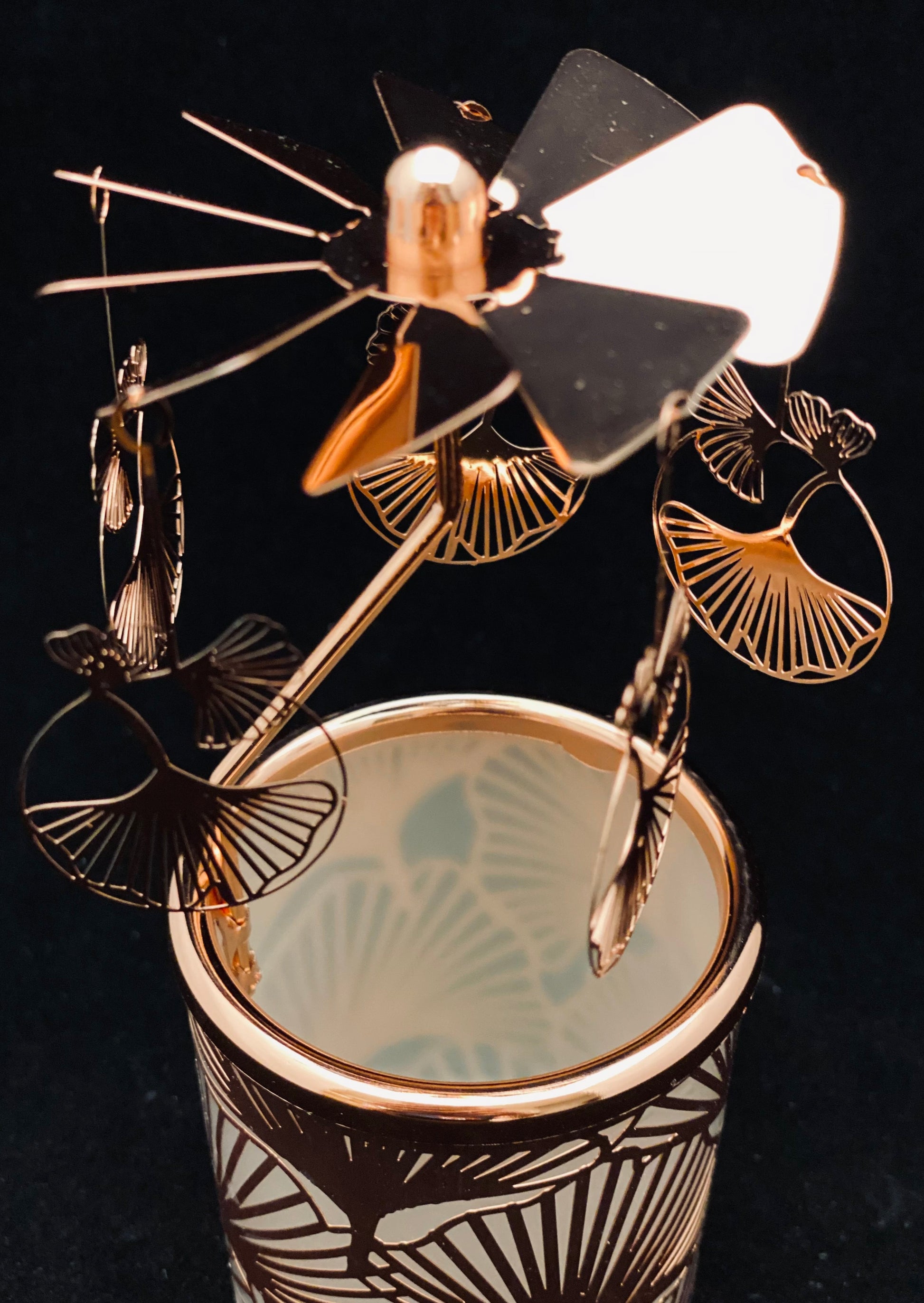 Candle Carousel - The Distinguished Gingko Leaves