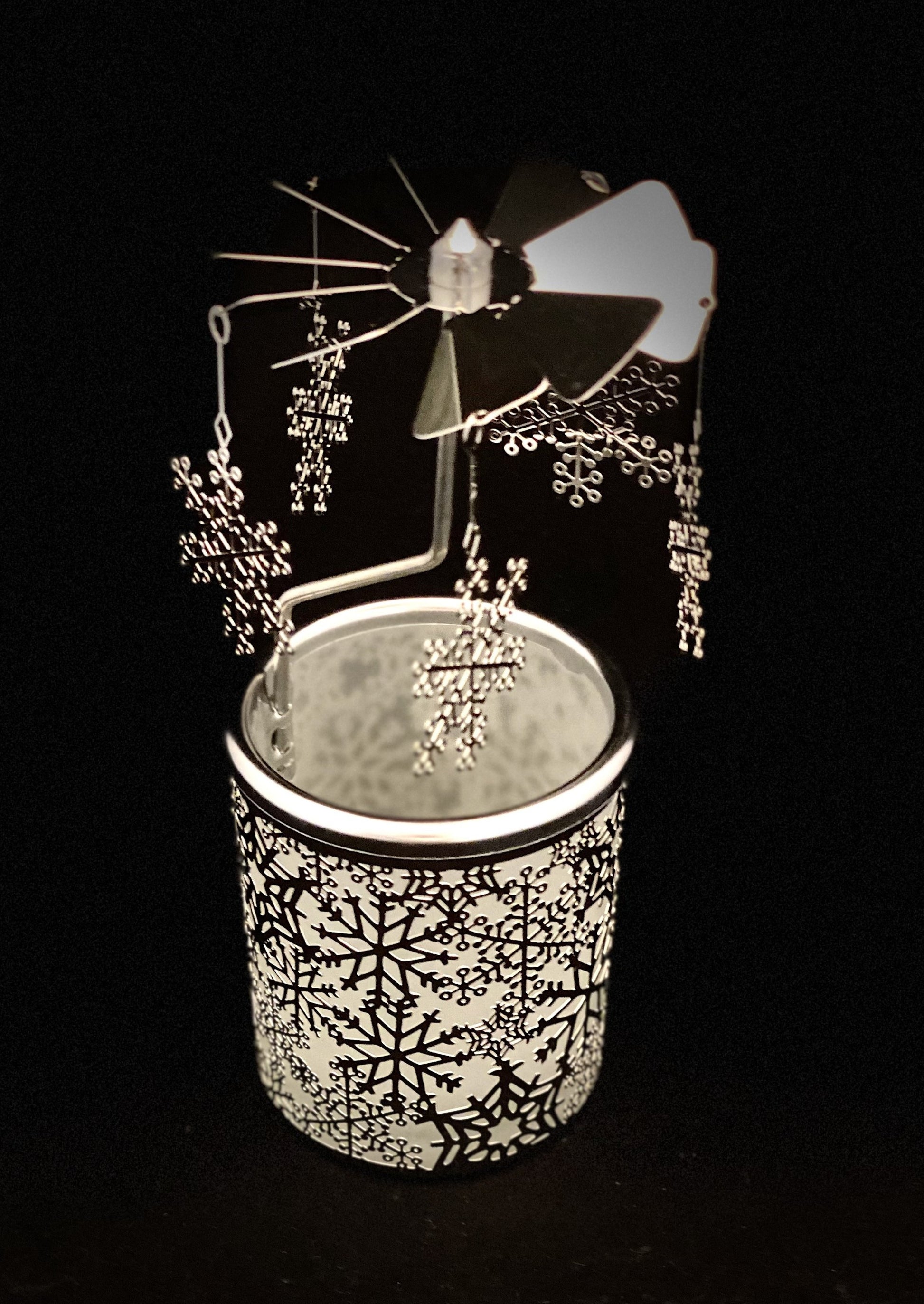 Candle Carousel - The Spellbinding Snowflake